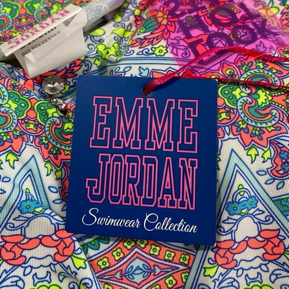 Nwt Emme Jordan || Swim Wear one piece bathing suit size medium - Picture 4 of 6